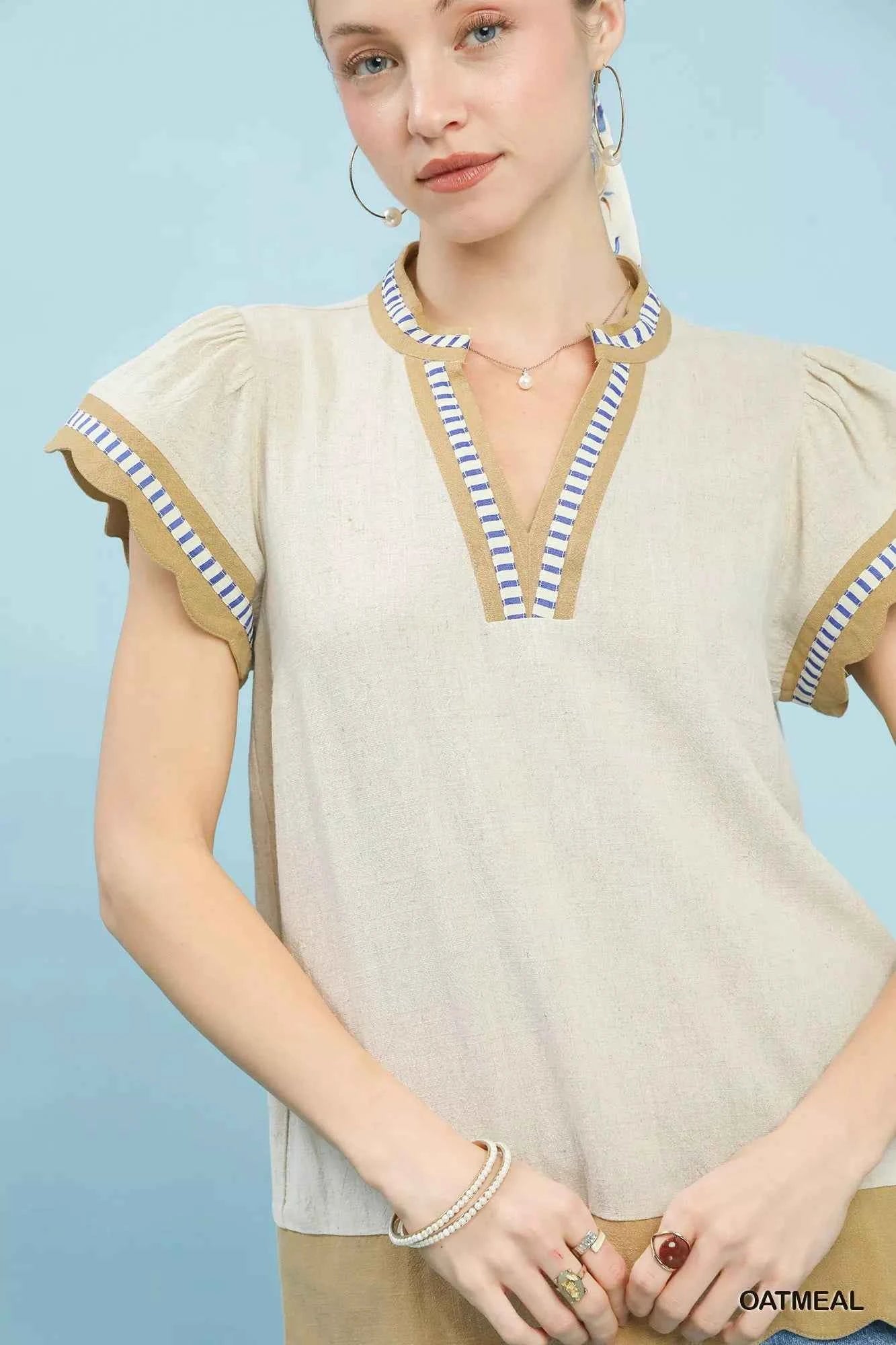 Umgee Contrast Scallop Trim Top
