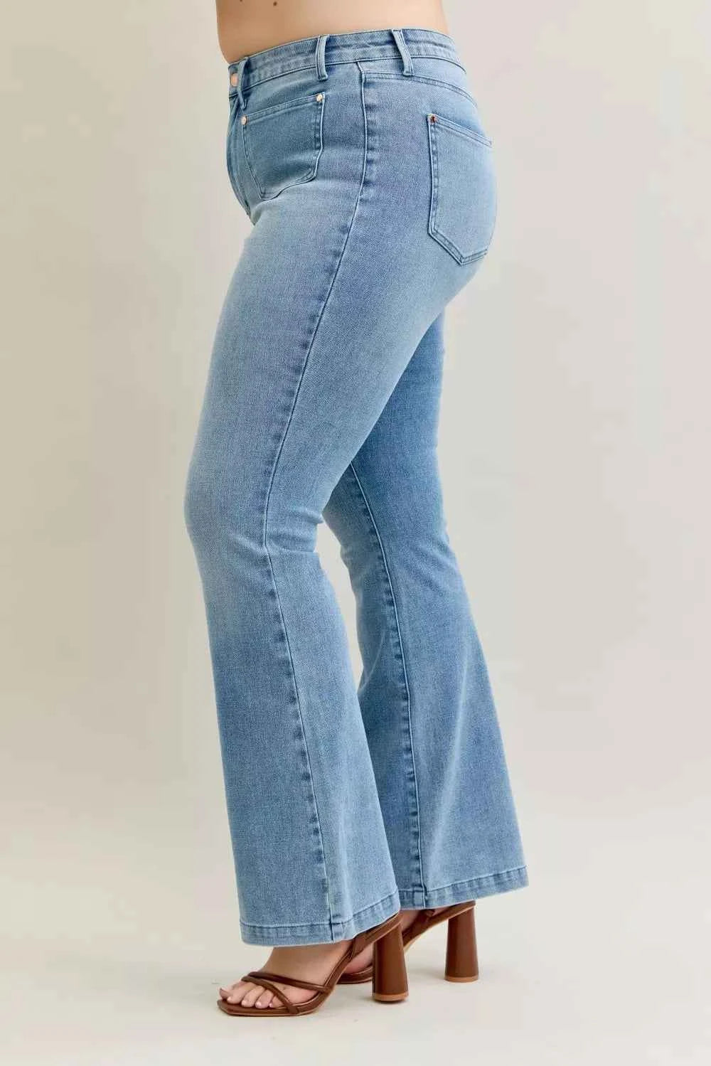 Judy Blue Full Size Mid Rise Bootcut Jeans with Contrast Wash & Front Patch Pockets Plus Size
