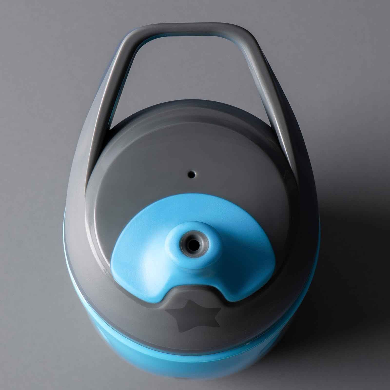 Tommee Tippee Insulated 9oz Sporty Spout Toddler Water Bottle, No Spill, Sippy Cups for Toddlers 1-3, Two-Piece Valve Helps Stop Spills, Lilac & Plum, BPA Free, Pack of 2