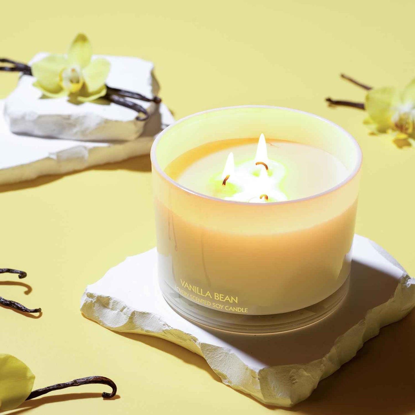 Christmas Vanilla Soy Candles, Large 3 Wick Jar Candle for Home Scented, Up to 50 Hours Burning Time, 100% Natural Soy Wax, Relaxing Aromatherapy Aesthetic Candle - Housewarming Gifts for Men & Women