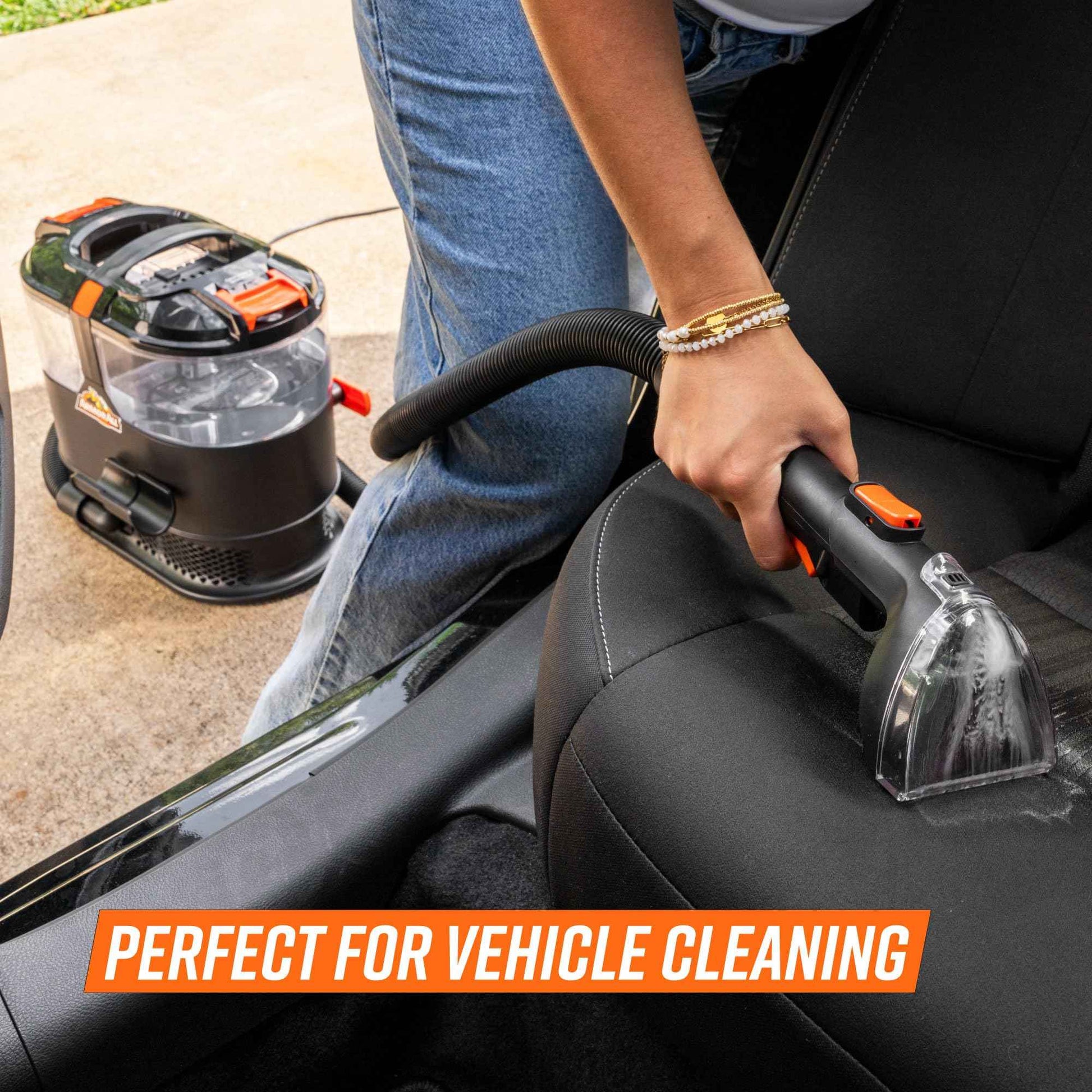 Armor All SCC301 0901 Upholstery & Carpet Cleaner, Car and Auto Detailer with Tools for Pets, Area Rugs and Couches