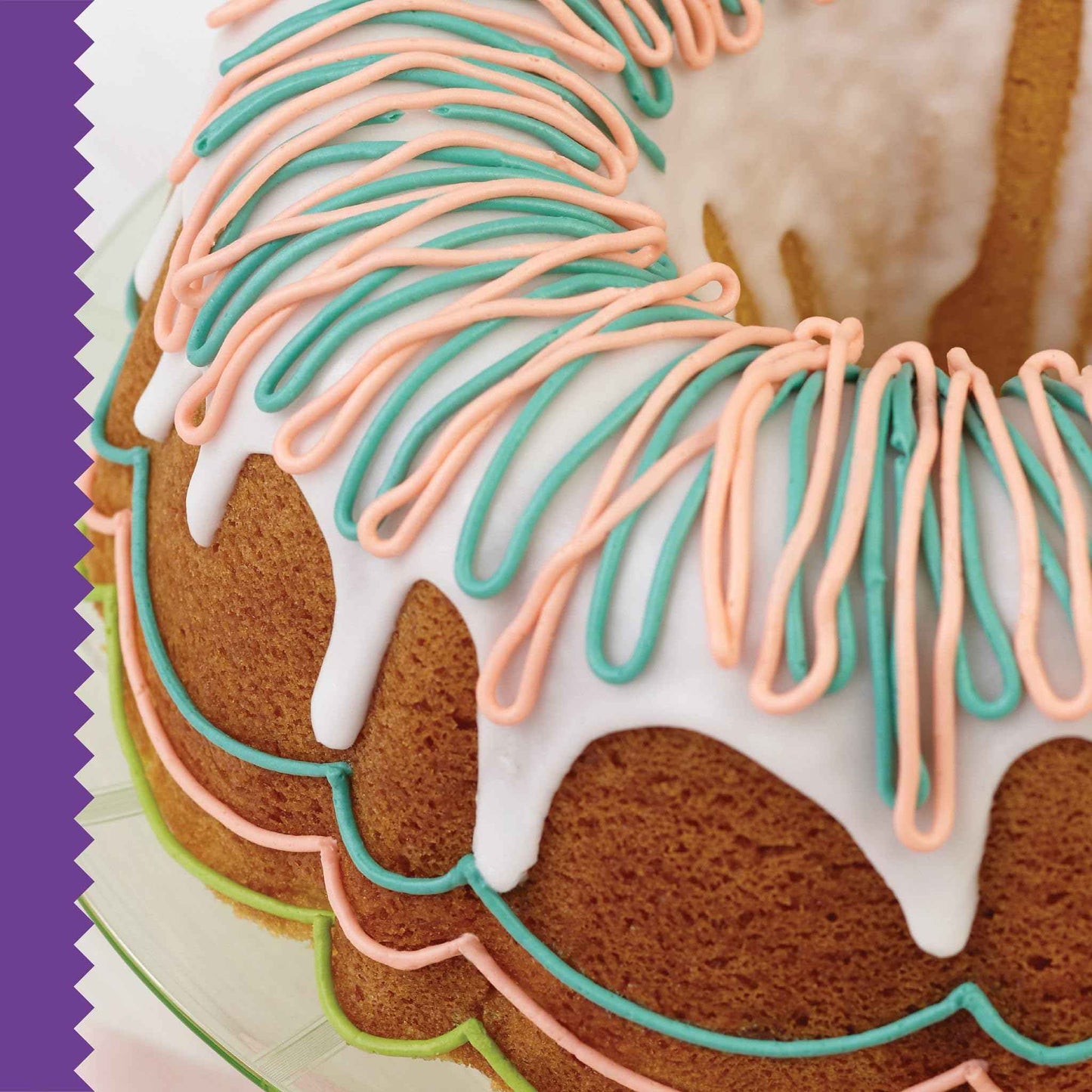 Wilton Gold Non-Stick 9.49 in Fluted Bundt Cake Pan, Stainless Steel Bakeware, Made without PFAS, Packaging May Vary