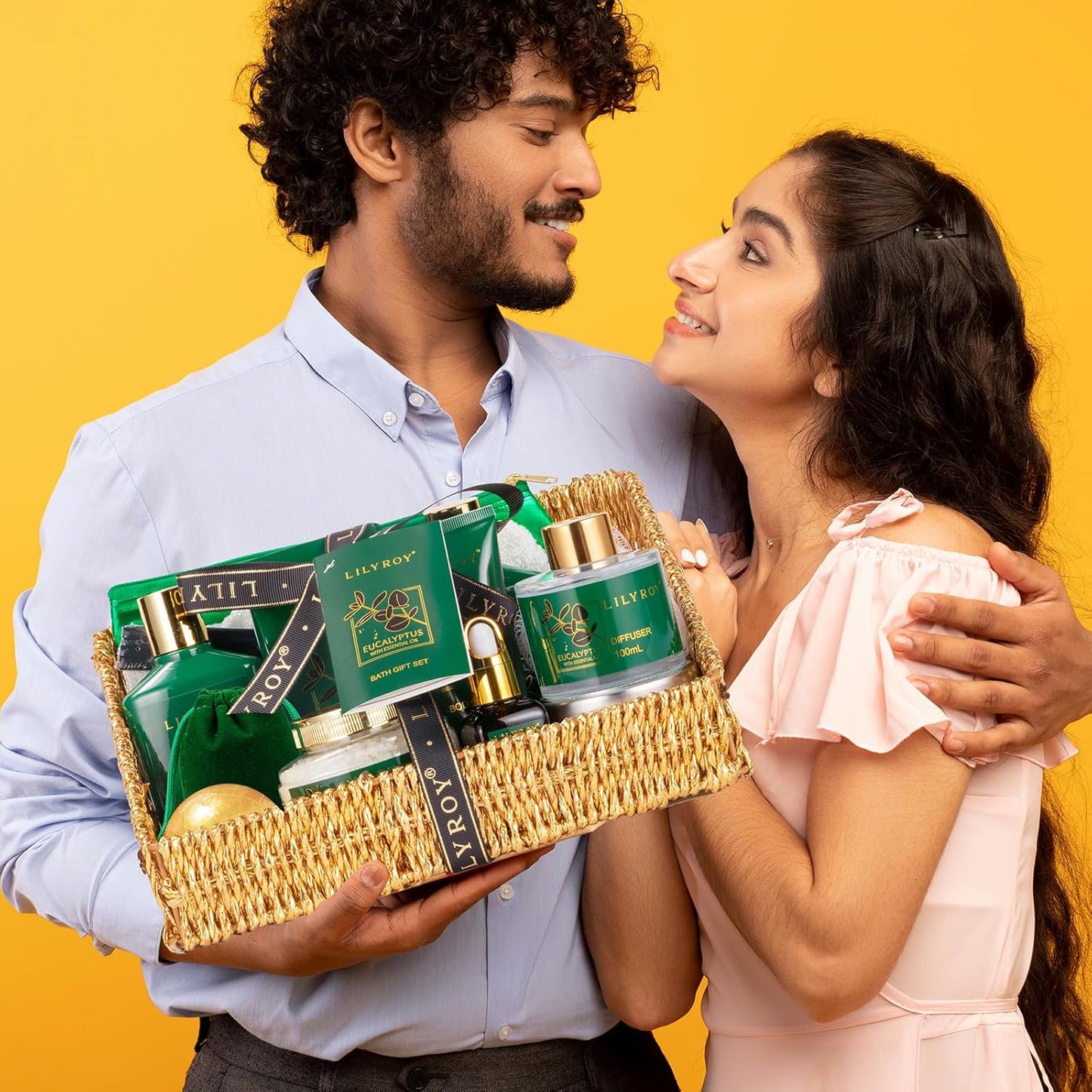 25Pcs Christmas Gifts for Women - Luxury Bath and Body Spa Gift Basket for Women with Necklace | Relaxing Care Kit Valentine's Mothers Day Gifts for Mom Gift Baskets for Anniversary or Bridal Shower