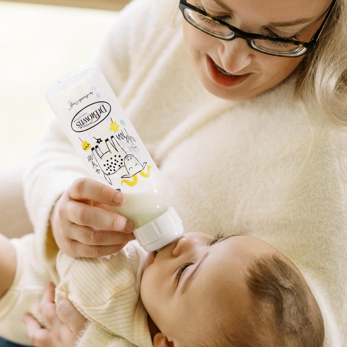 Dr. Brown's Natural Flow Anti-Colic Options+ Narrow Baby Bottle, Goat and Squirrel, 8 oz/250 mL, with Level 1 Slow Flow Nipple, BPA Free, 0m+, 2-Pack