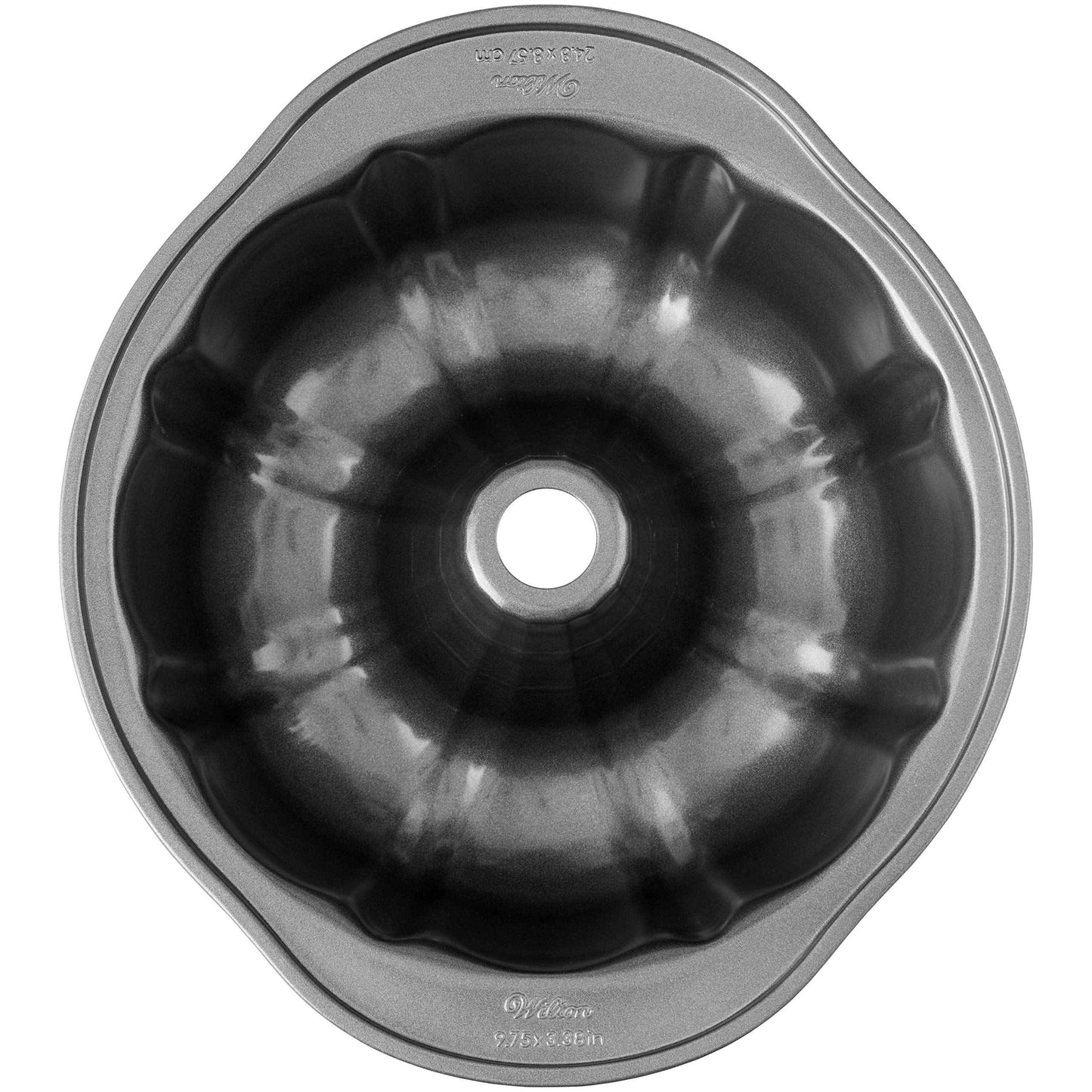 Wilton Gold Non-Stick 9.49 in Fluted Bundt Cake Pan, Stainless Steel Bakeware, Made without PFAS, Packaging May Vary